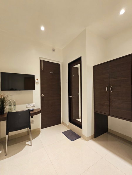 Hotel Kumkum, Mumbai, Индия