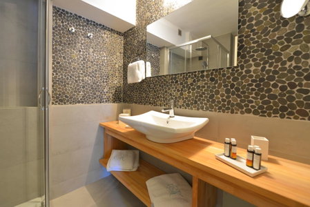 Niriedes Hotel, Platis Yialos Sifnos, Greece
