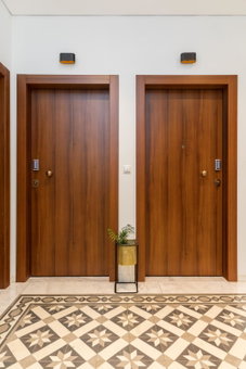 Black Onyx Comfort Suites - Elegant Stay in the City Center, Thessaloniki, Греция