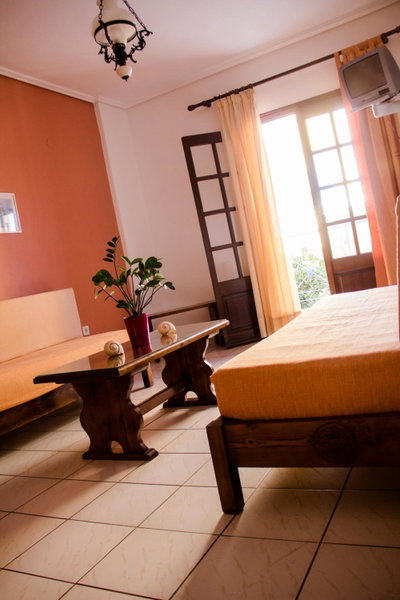 Hesperia Hotel, Karlovasi, Grèce