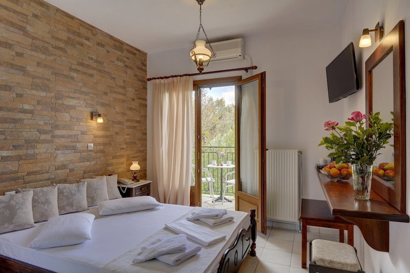 Hotel Agnadi-Horefto, Zagora-Mouresi, Greece