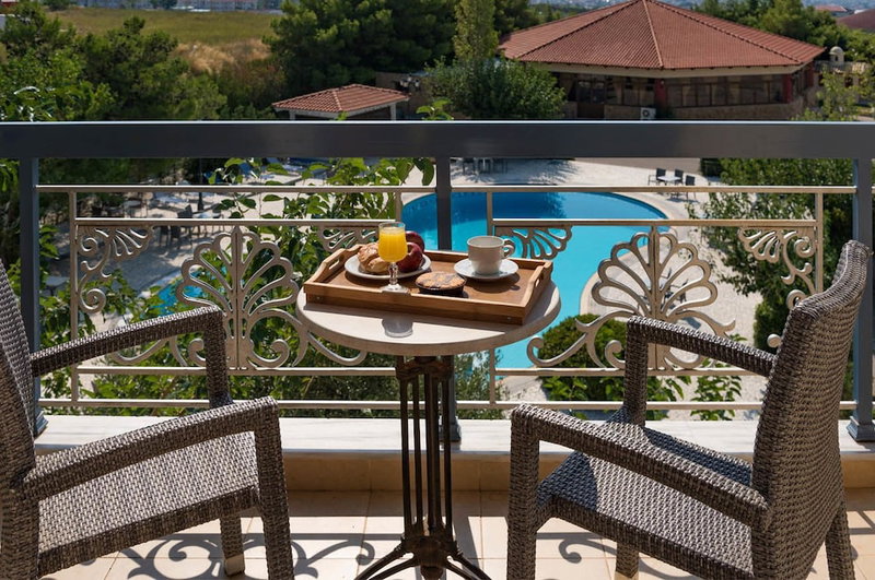 Acharnis Kavallari Hotel Suites, Acharnes, Greece
