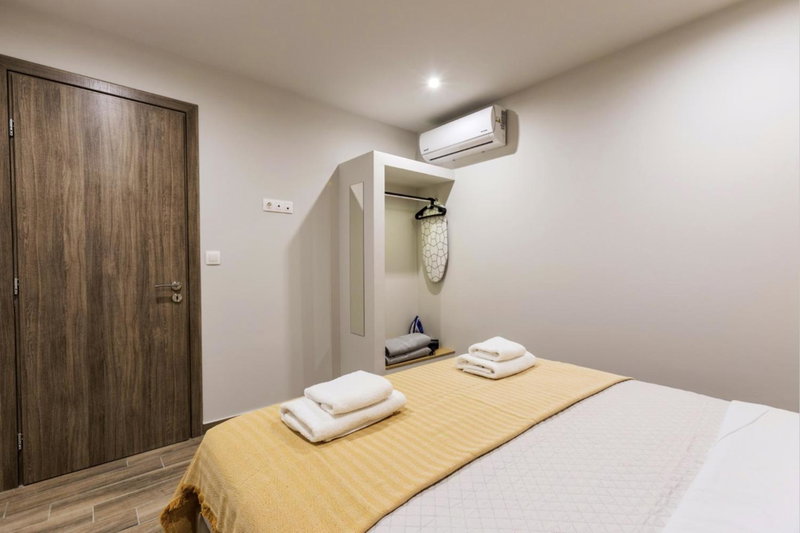 Raise Averof Serviced Apartments, Athens, Греция