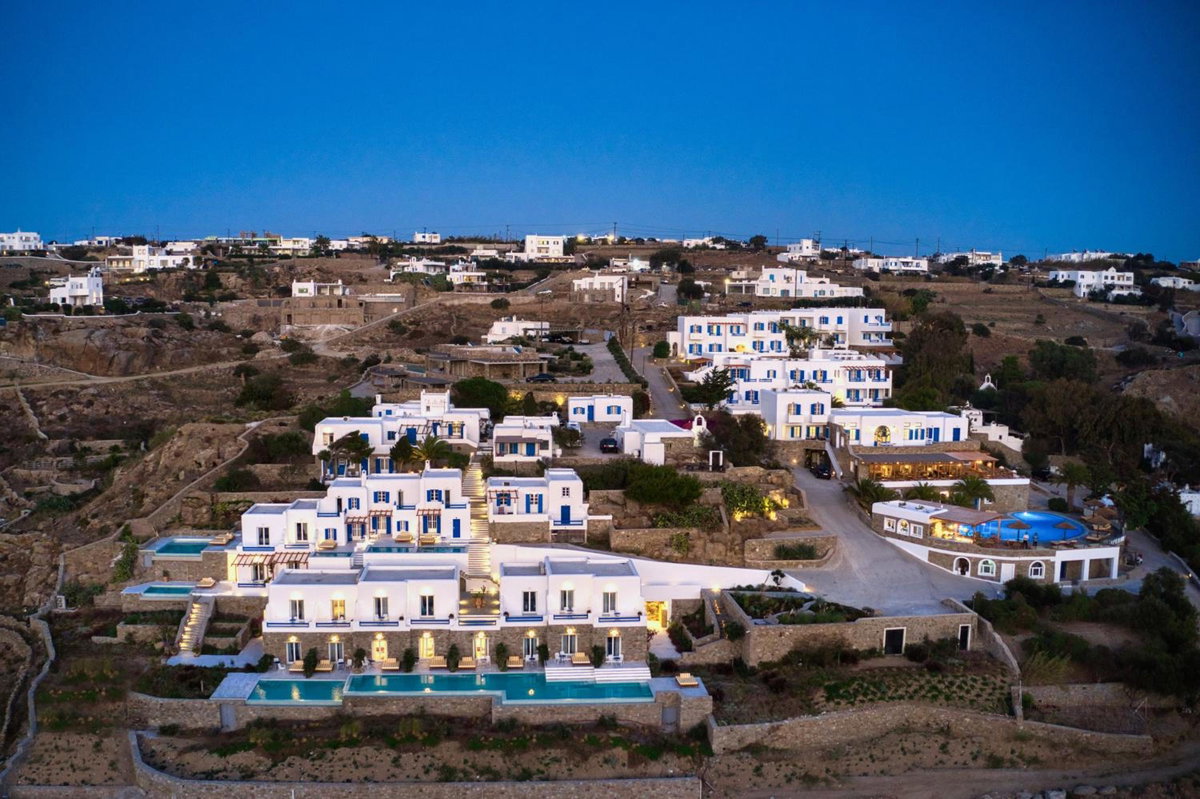 San Antonio Summerland, Greece