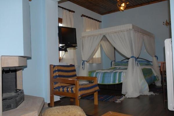 Natasa Rooms, Filippaioi, Greece