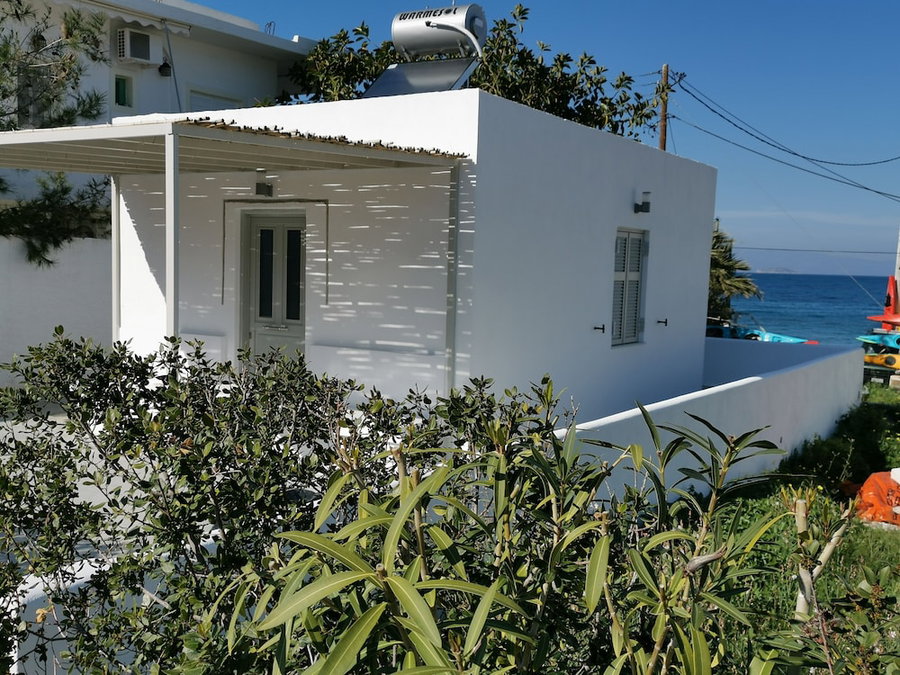 Laza Beach Inn, Agistri, Grecia