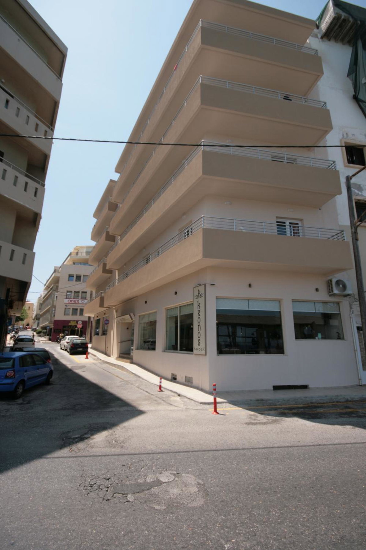 Kronos Hotel, Greece