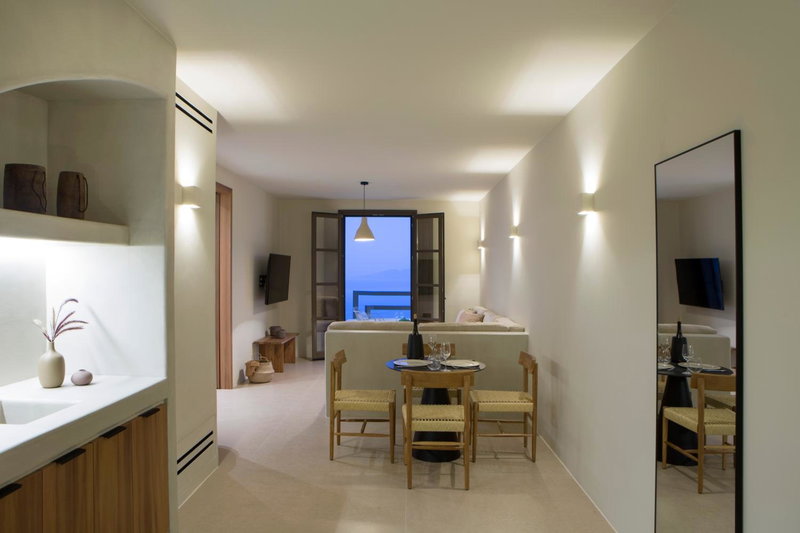 Elessa Hotel, Pirgos, Greece