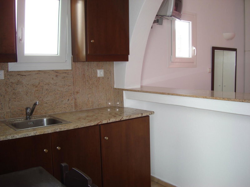 Elena Studios & Suites, Ornos, Grecia