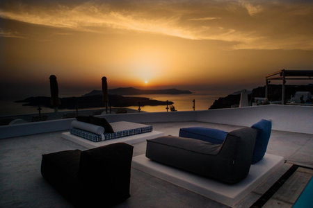 Amity Suites - Adults Only, Fira, Греция