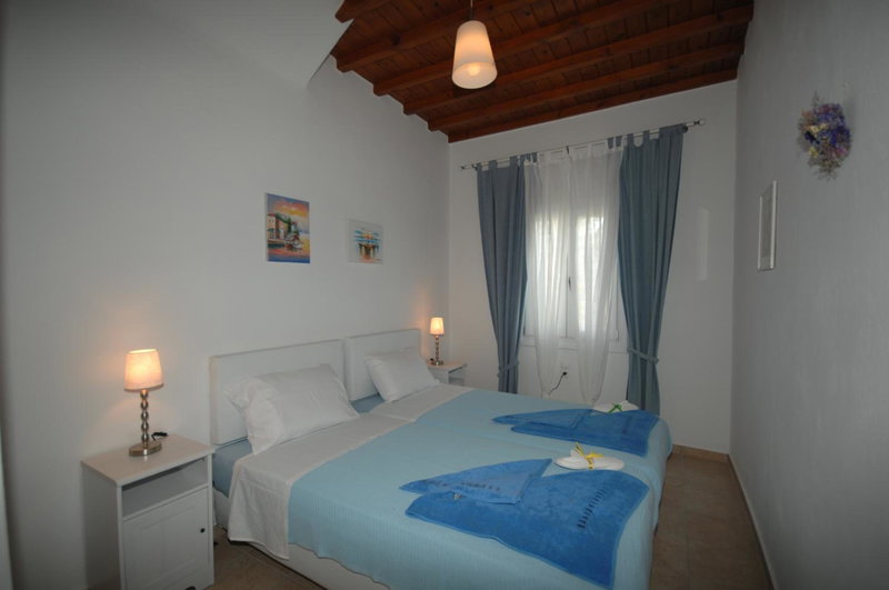 Lino Apartments, Paradise Beach, Greece