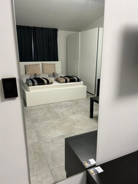 SKG Central Deluxe Studios, Thessaloniki, Греция