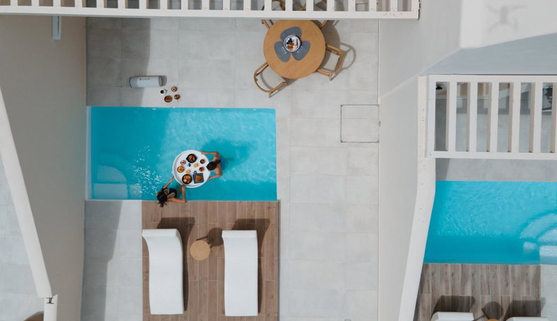 Pnoe Luxury Suites, Fira, Grecia