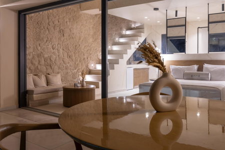 Pnoe Luxury Suites, Fira, Grecia