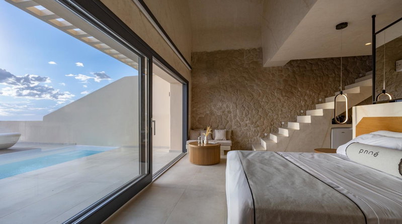 Pnoe Luxury Suites, Fira, Grecia