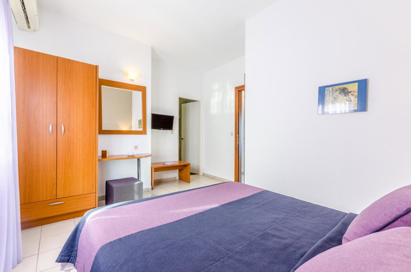 Pela Mare Hotel, Agia Pelagia, Greece