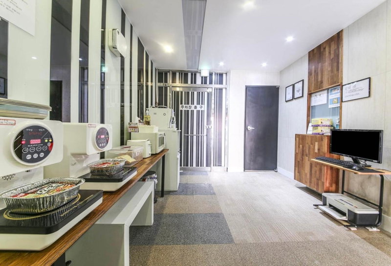 9 to 9 motel, Gimhae, 대한민국