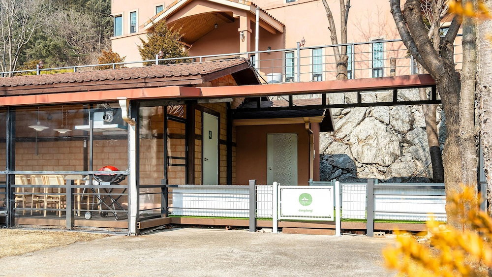 Hotel · Gapyeong Daengdaengi Dog Pension Silver, Gapyeong
