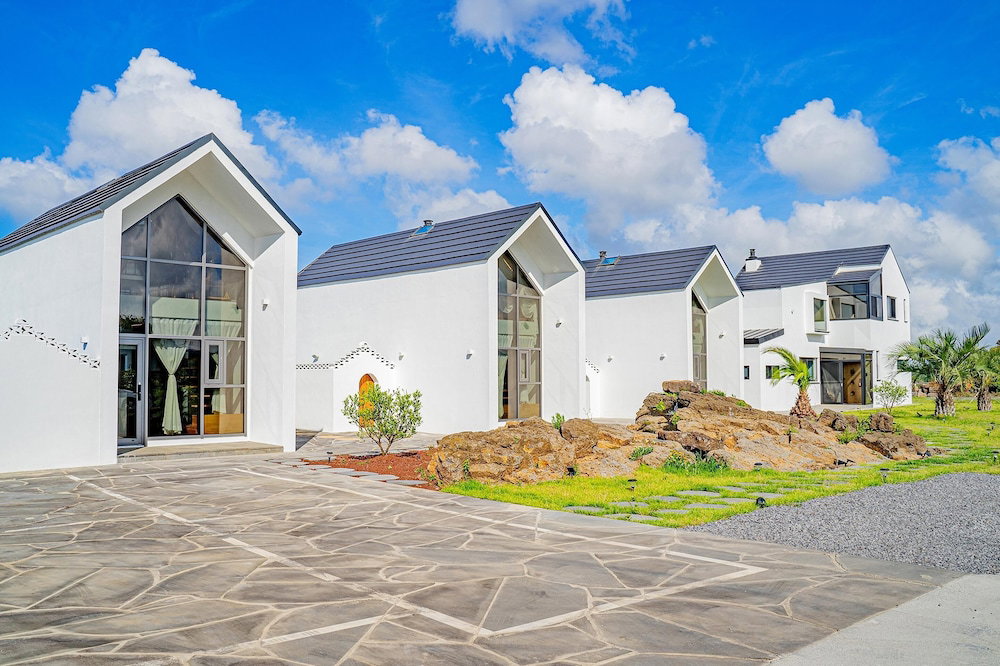 Hôtel · Jeju Geunalohu Pension, Jeju City
