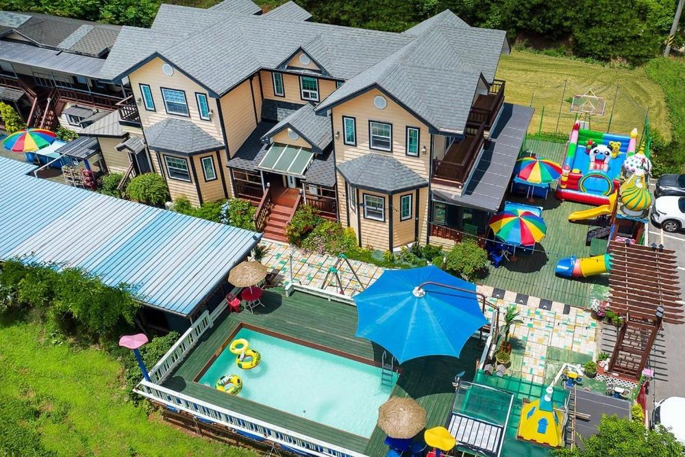 Taean Seesong Pension, Corea del Sur