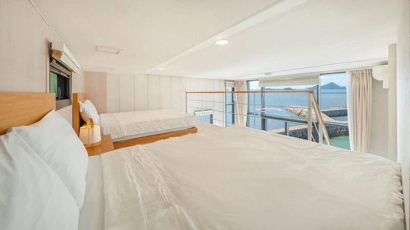 Yeosu Sorrr Spa Oceanview Pension, Yeosu, South Korea