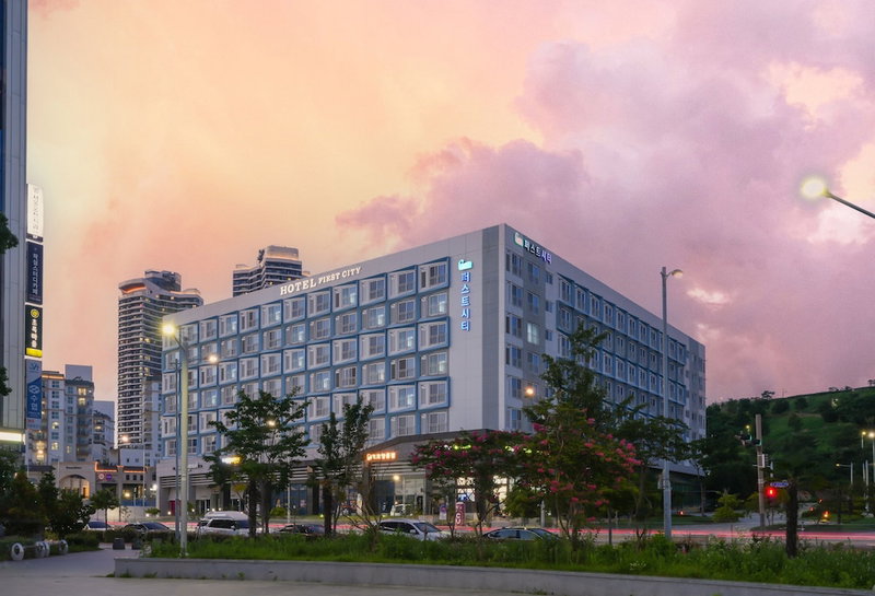 Firstcity Hotel Yeosu, Yeosu, South Korea