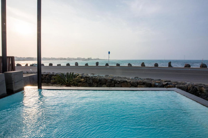 Aqua Beautique Poolvilla, Jeju, South Korea