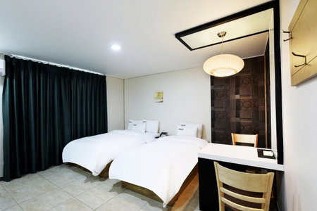 White Tourist Hotel, Jeonju, South Korea