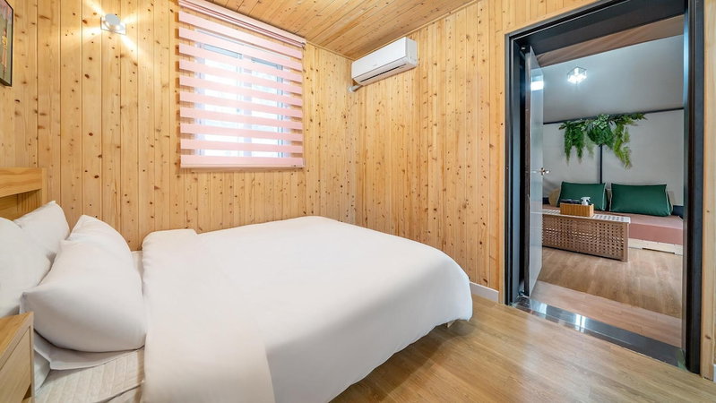 Gapyeong Ddobagi Pet & Spa Glamping, Gapyeong, Corea del Sur