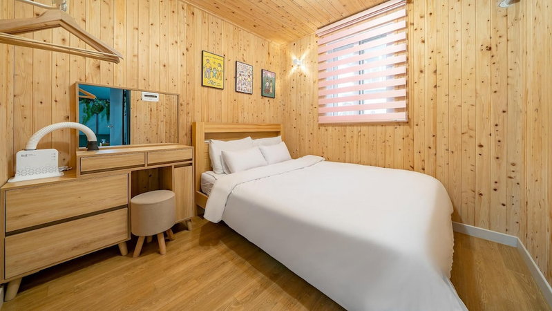Gapyeong Ddobagi Pet & Spa Glamping, Gapyeong, Corea del Sur