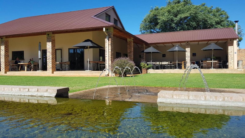 Esther's Country Lodge, Hekpoort, Sudáfrica