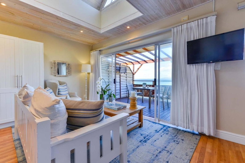 Singing Kettle Beach Lodge, Keurboomstrand, South Africa