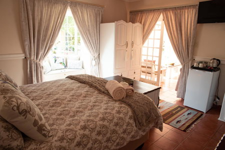Roses and Pebbles B & B Guest House, Klerksdorp, South Africa