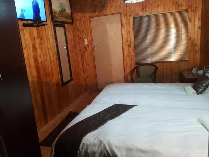 Lauren Palace Guest House, Vanderbijlpark, Южная Африка
