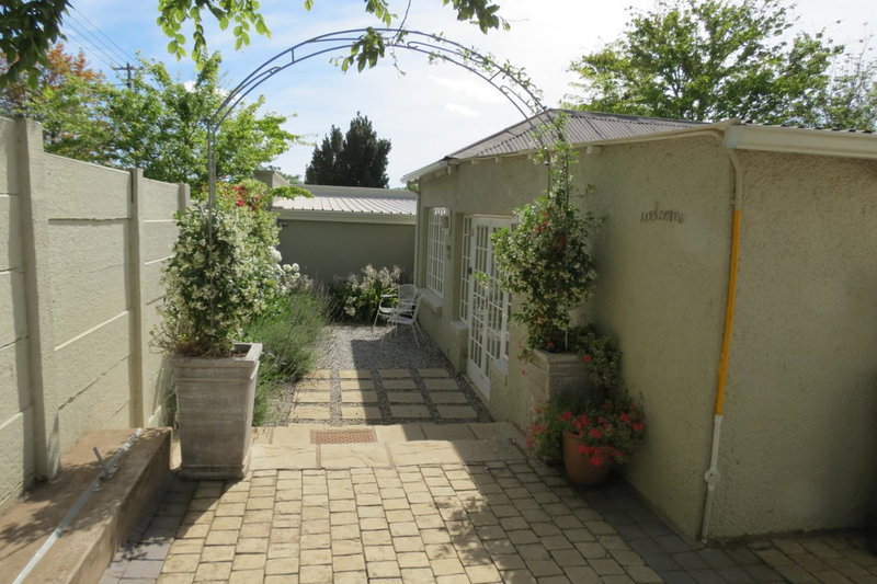 AppleBee Guest Cottages, Grahamstown, Südafrika