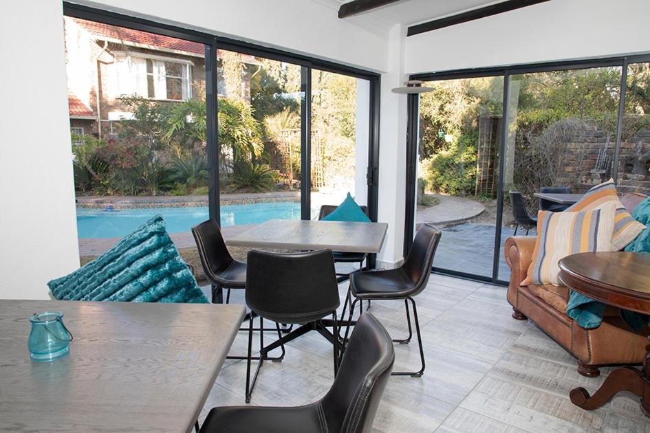 Hotel · Serene Guest Manor, Randburg