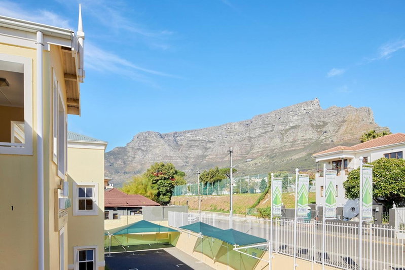 First Group Hastings Hall, Cape Town, Южная Африка