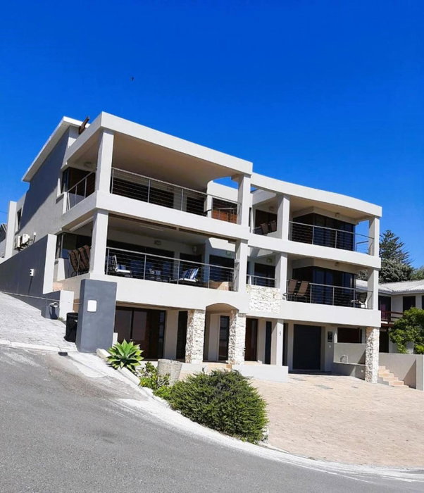Whale Waters Self Catering Gansbaai, De Kelders, South Africa