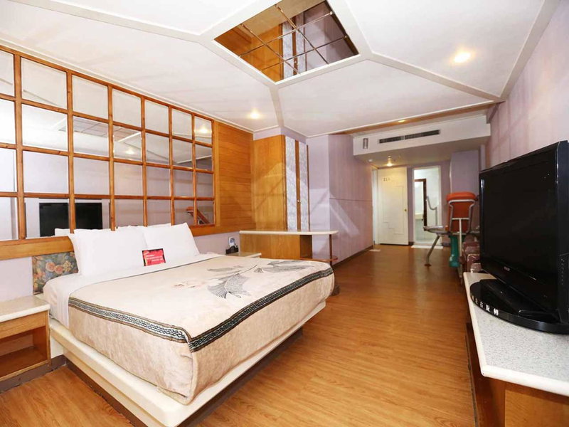 Midi Motel Tainan Branch, Tainan, Taiwan