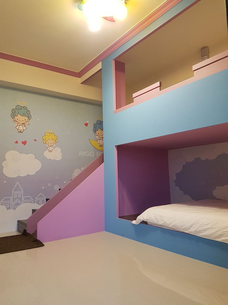 Childlike Innocence, Ji'an, Taiwan