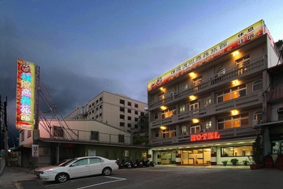 Hotel · Puti Commercial Hotel, Longtan