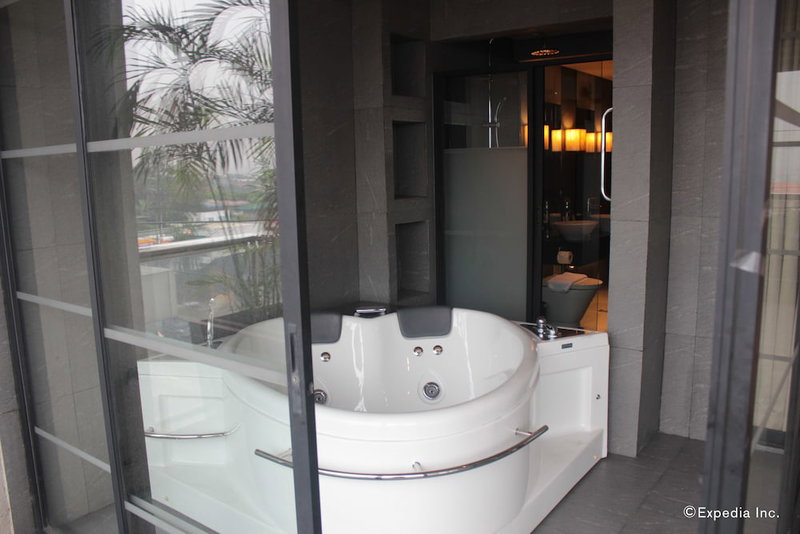 Soleste Suites, Quezon City, Филиппины
