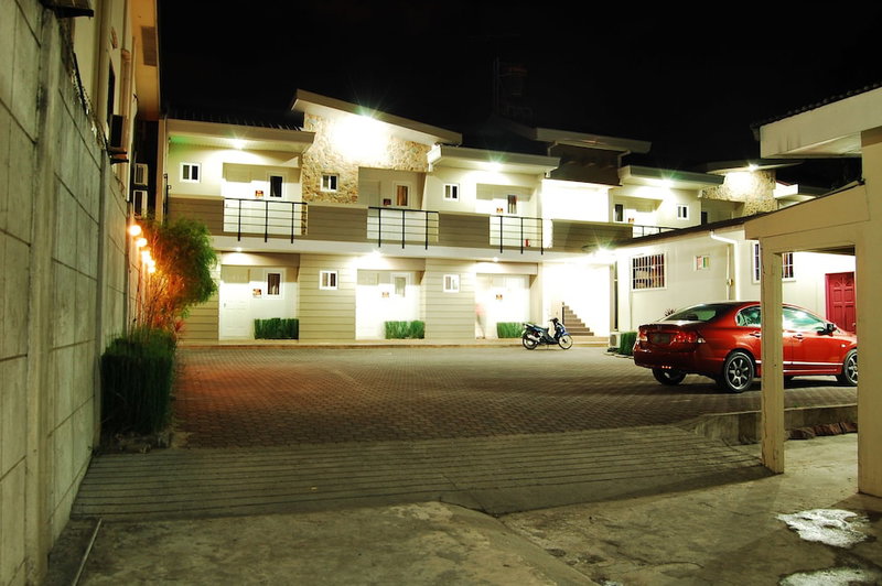 Rumi Apartelle Hotel, Angeles City, Philippines