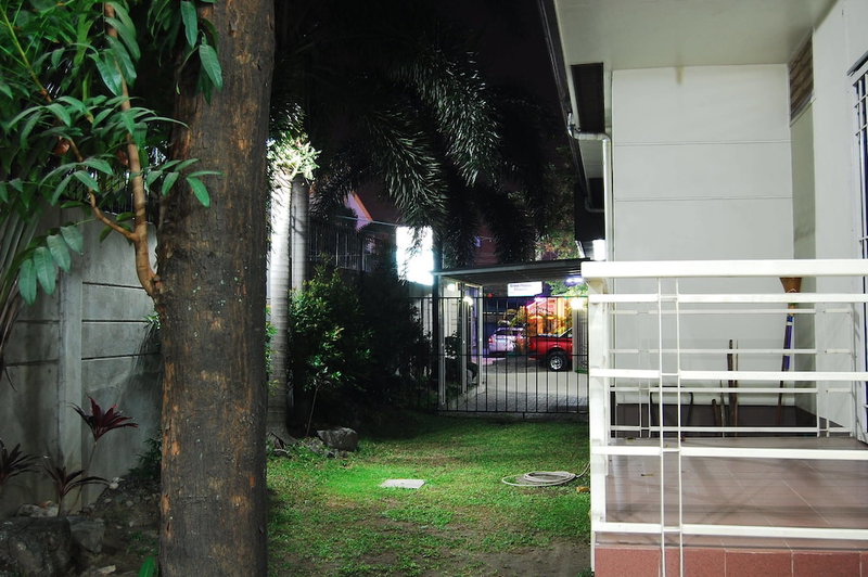 Rumi Apartelle Hotel, Angeles City, Philippines