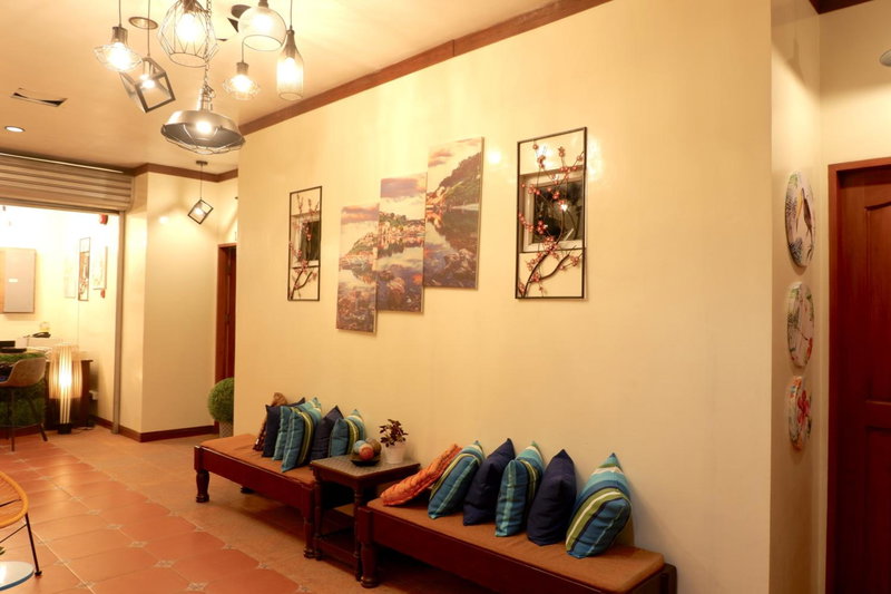 The Runway Inn - Mactan Cebu, Mactan, Philippines