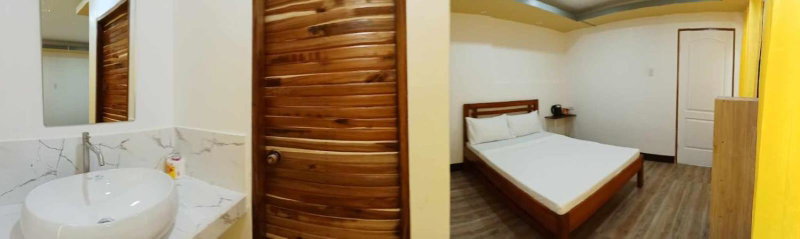 Vali-Joe Travel Lodge, El Nido, Philippines