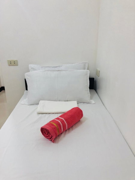 LR Hostel and Cafe, Moalboal, Philippines