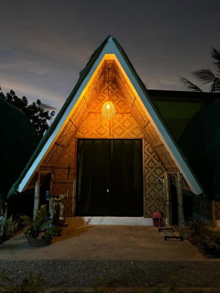 Villa Lovi Panagsama Beach Moalboal, Moalboal, Philippines