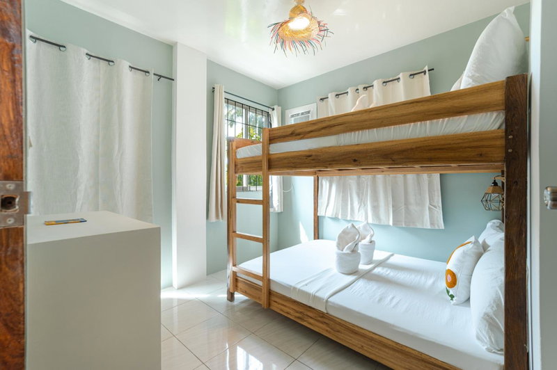 Bijunas Homestay, General Luna, Филиппины