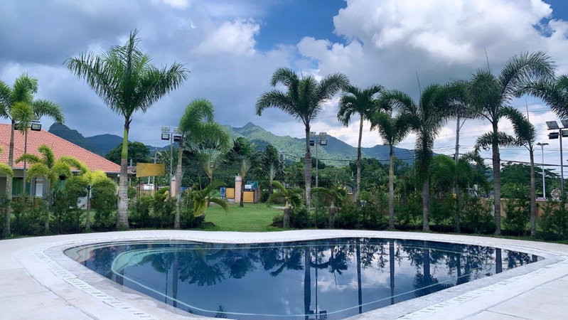 3 Peaks Resort & Boutique Hotel, Lipa, Philippines